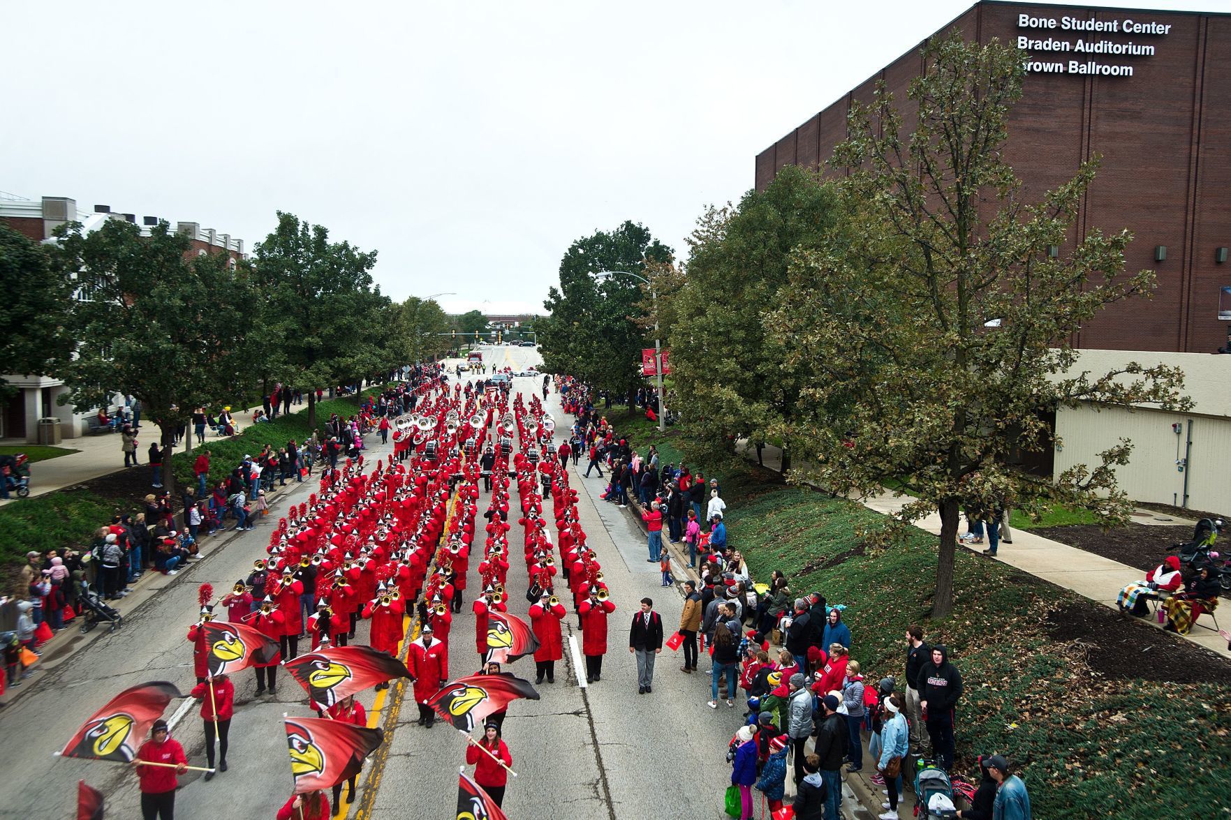 Redbirds roll through town